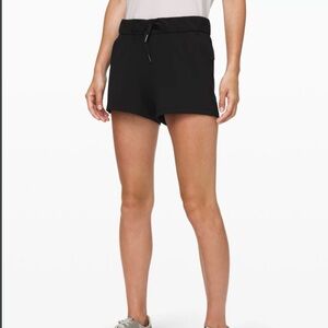 On the Fly Mid-Rise Short 2.5"